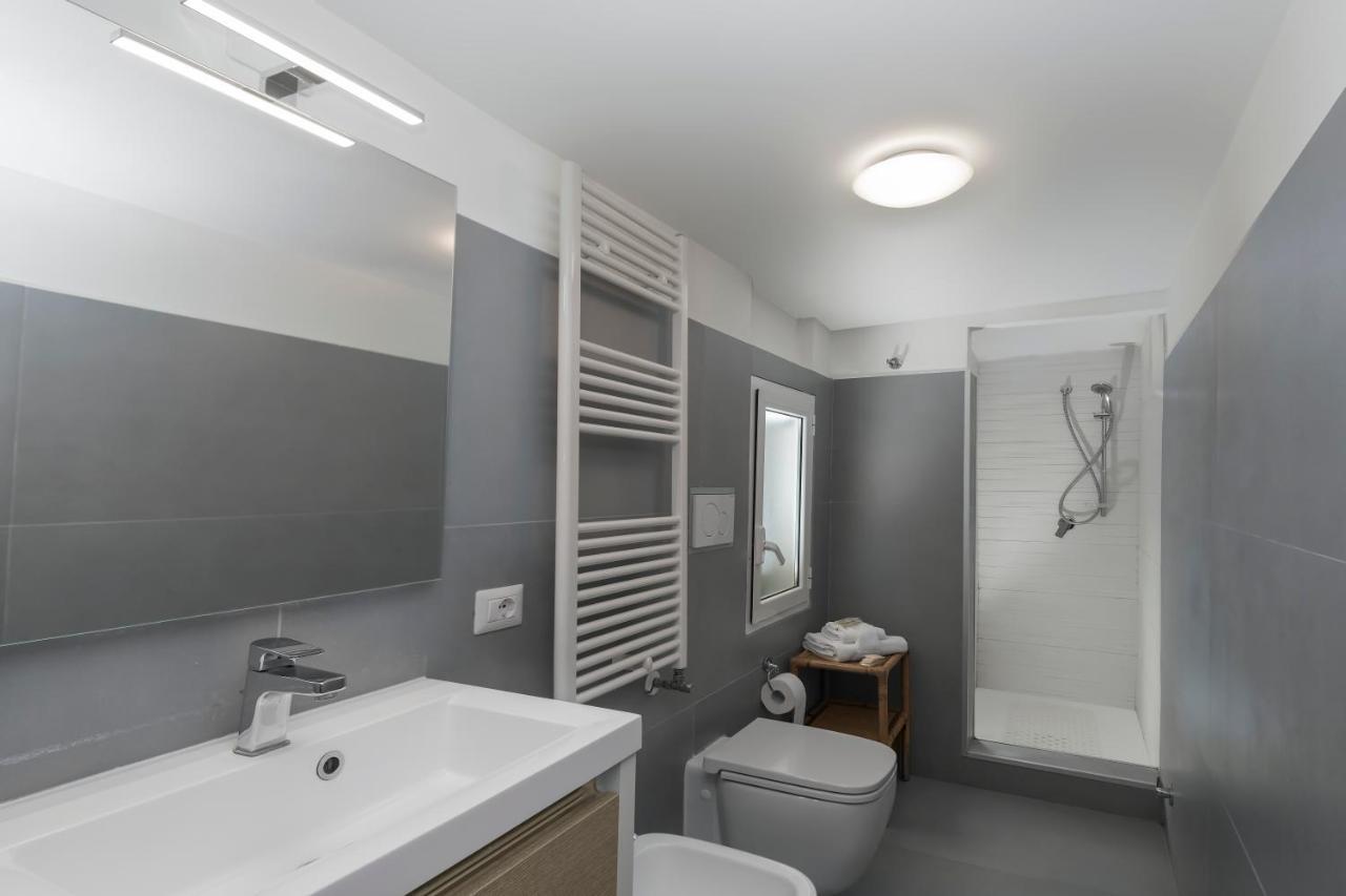 Opera House Apartment โรม ภายนอก รูปภาพ